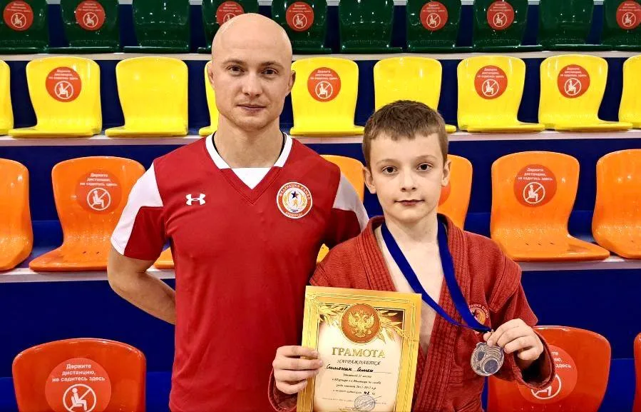 Спортсмен Люберец завоевал серебряную медаль на турнире по самбо