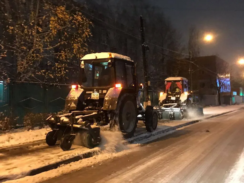 В Люберцах более 160 единиц техники ликвидируют последствия первого снегопада