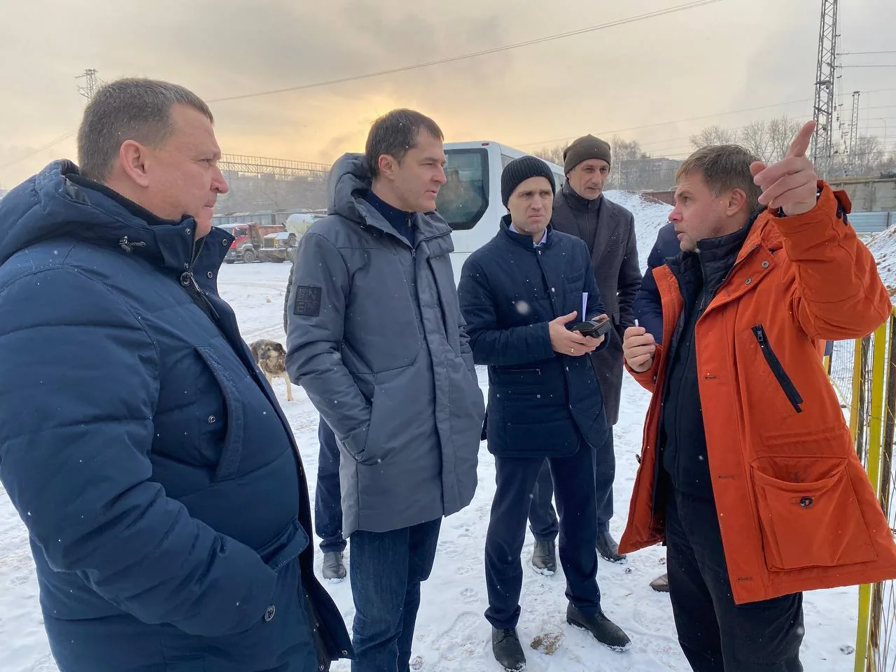 Владимир Волков поручил убрать прилегающую территорию вдоль улицы Транспортной в Люберцах