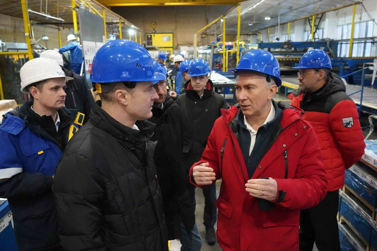 Владимир Волков ознакомился с работой предприятия по переработке металла в Люберцах