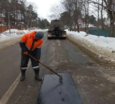 Более 1,7 тысячи ям заделали на дорогах Люберец с начала года