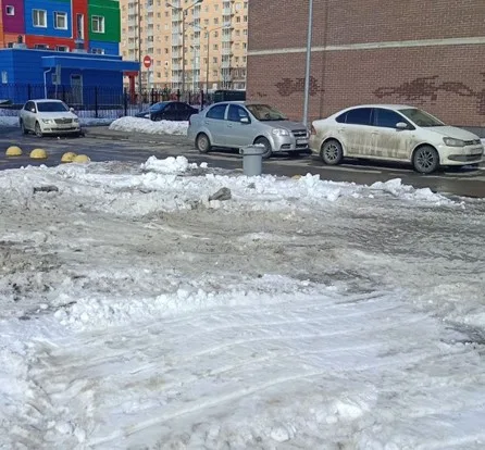 В Люберцах вывезли около 2 тысяч кубометров снега из дворов за неделю