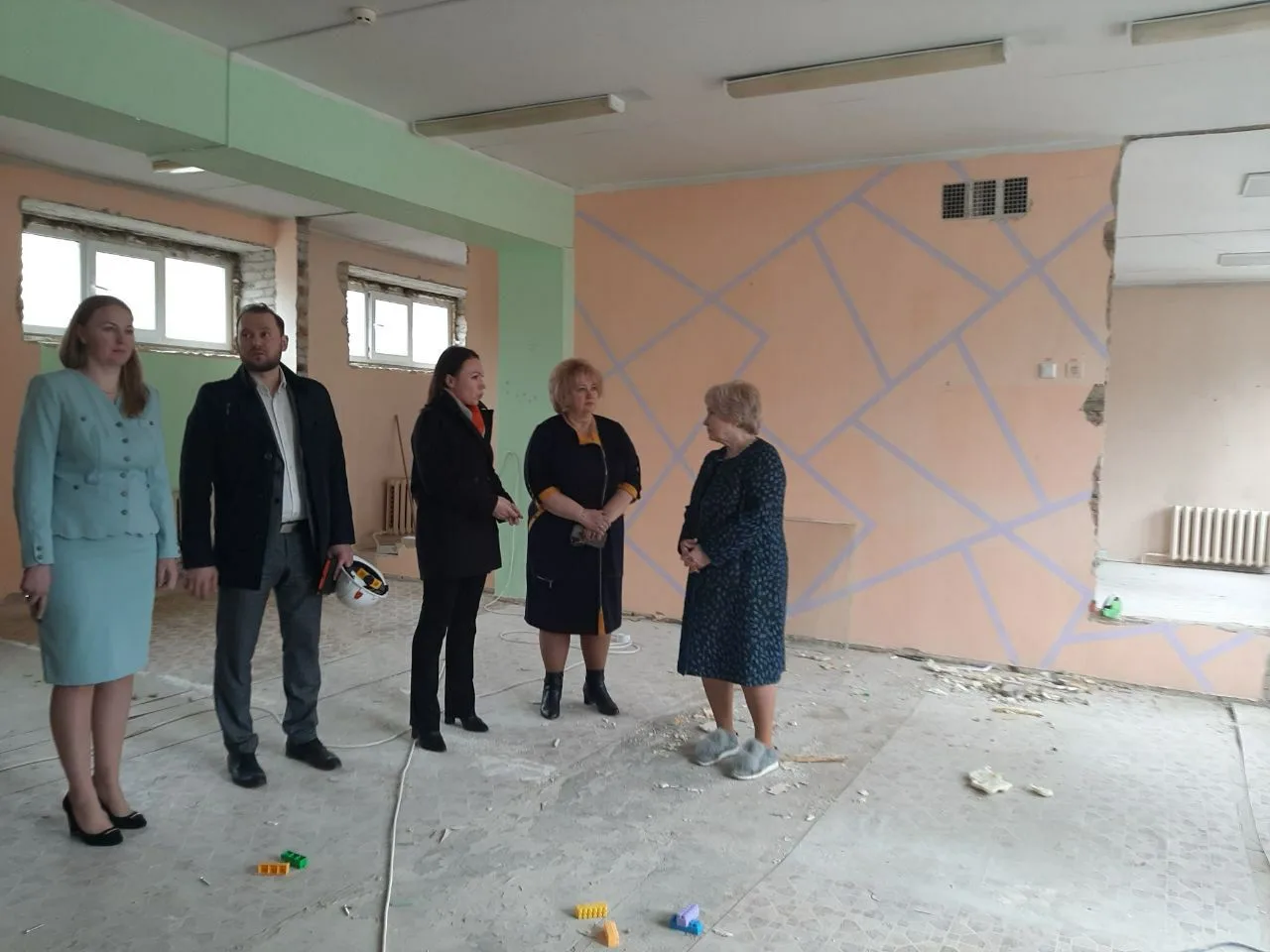 Лидия Антонова проинспектировала ремонт детского сада в поселке Люберец