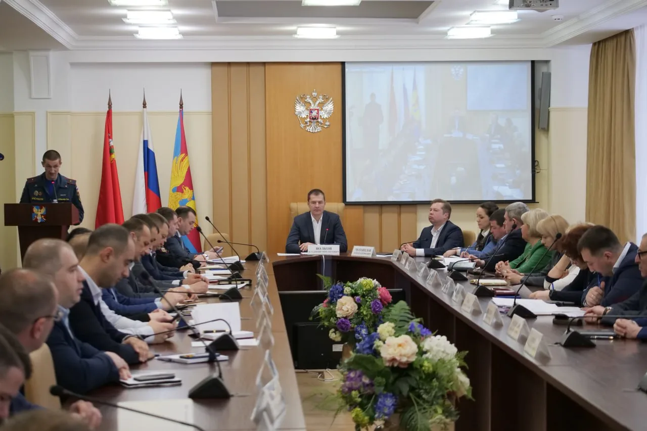 Владимир Волков провел оперативное совещание в Люберцах