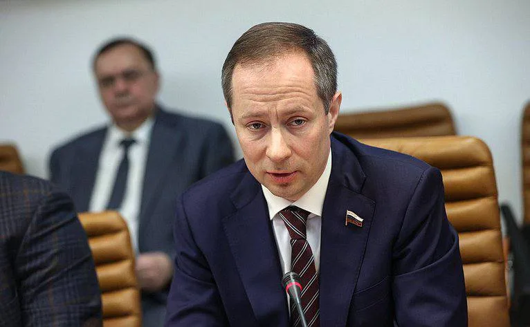 Госдума приняла закон об увеличении социальных налоговых вычетов, в том числе на обучение и лечение