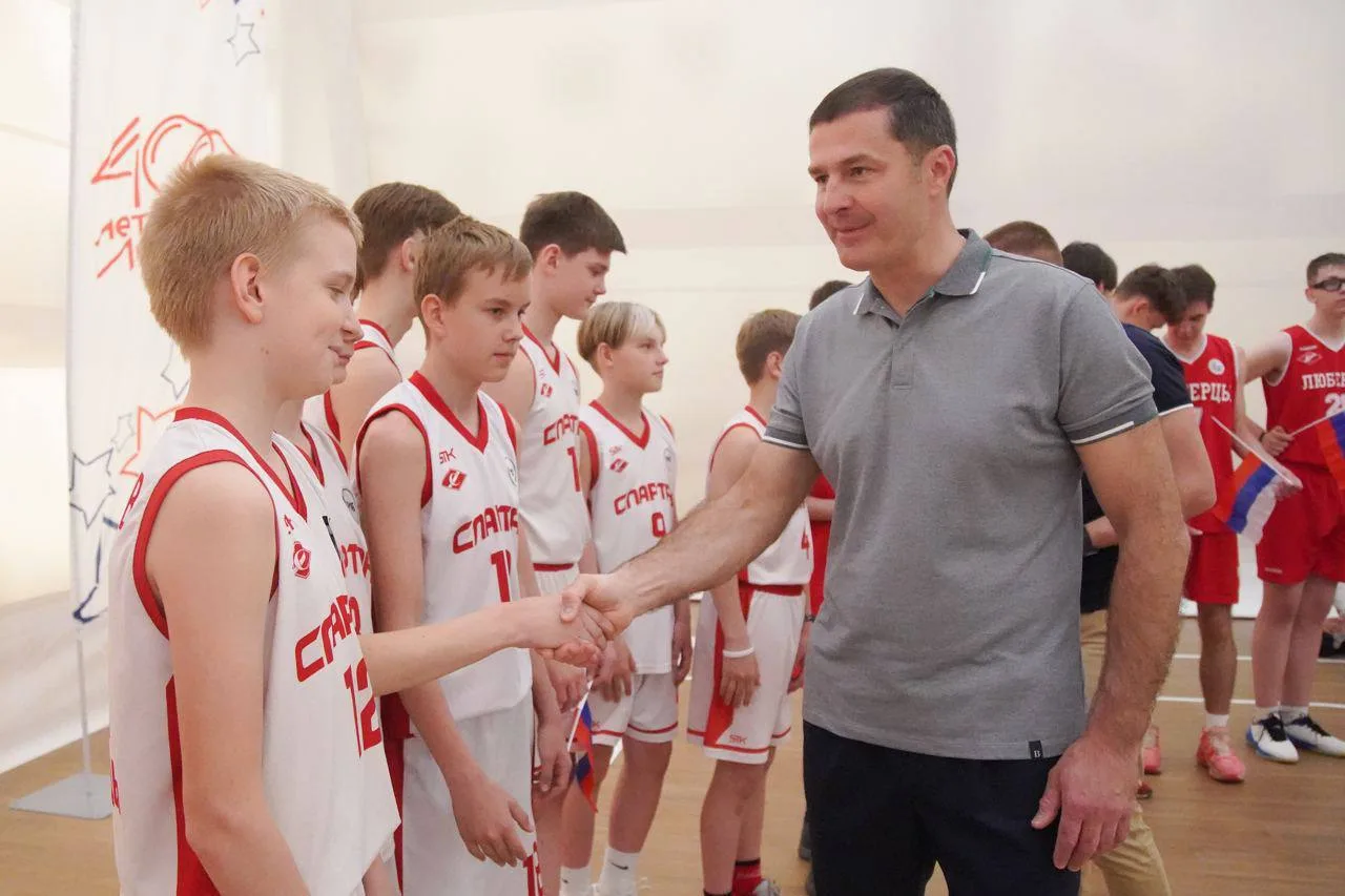 Владимир Волков принял участие в торжественном открытии нового ФОКа в гимназии Люберец