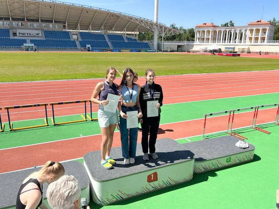 Спортсмены Люберец завоевали 6 медалей на соревнованиях по легкой атлетике