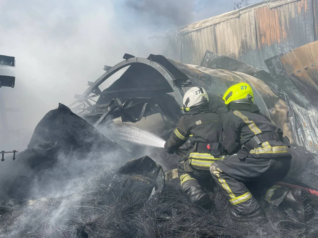 Пожарные Люберец локализовали пожар в складском помещении