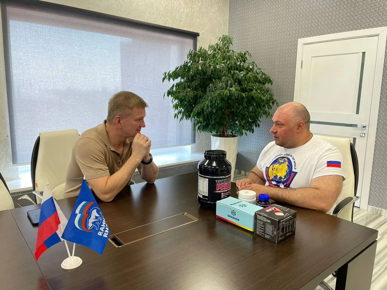 Дмитрий Дениско помог в подготовке атлету из Люберец к новому рекорду