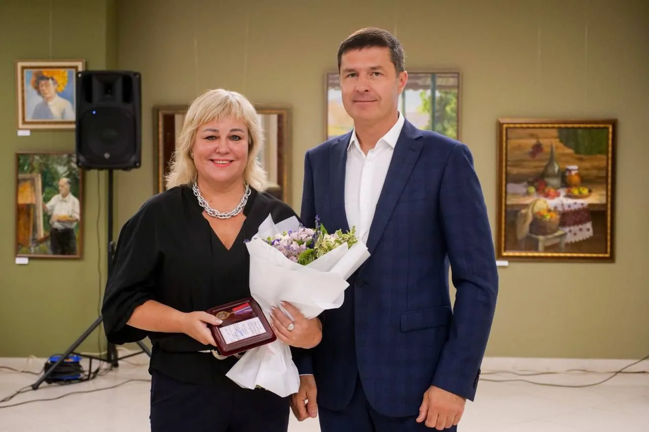 Владимир Волков поздравил коллектив МФЦ Люберец с 10-летием образования