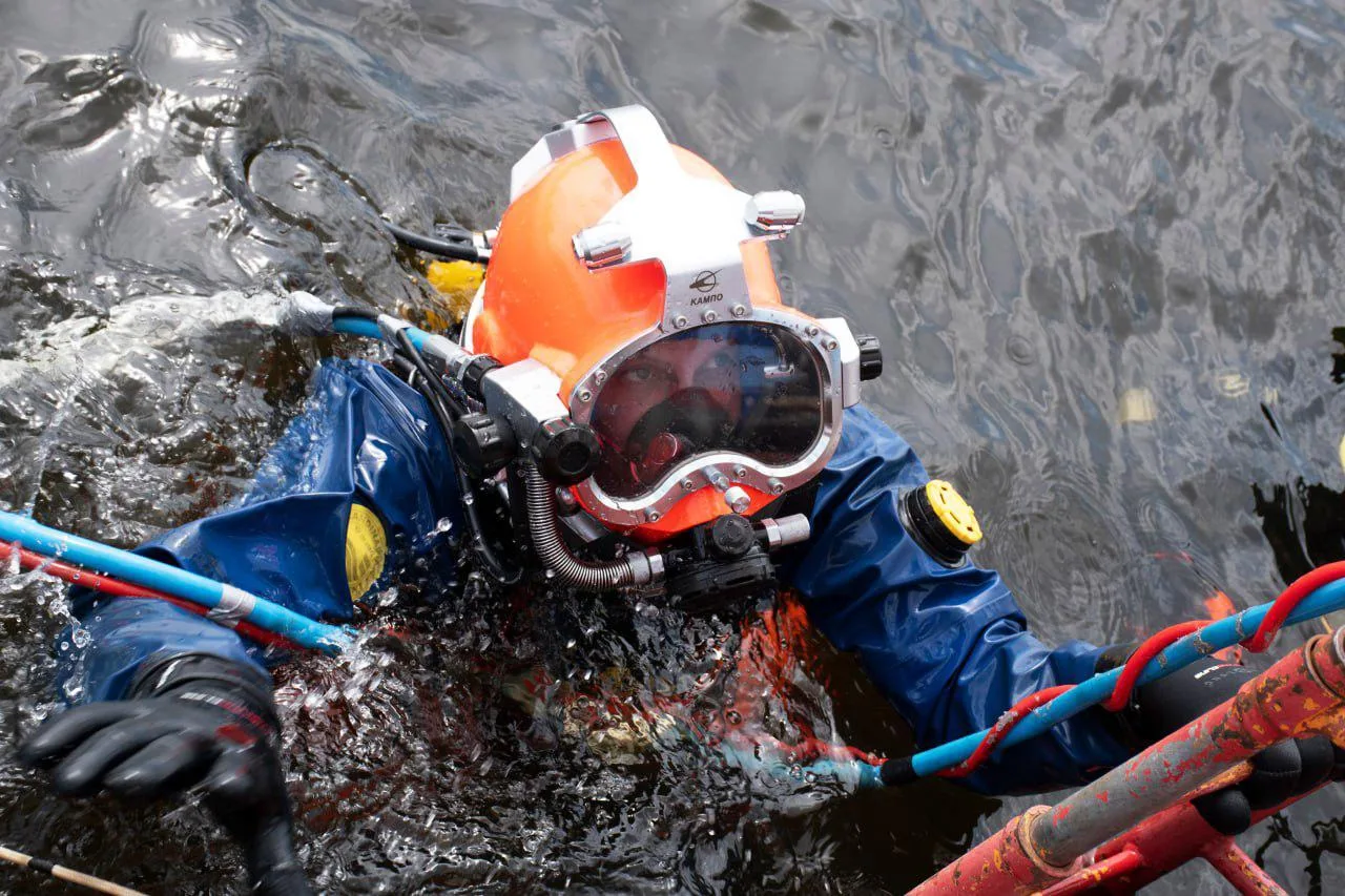 За лето спасатели Мособлпожспаса совершили 165 погружений в водоемы Подмосковья