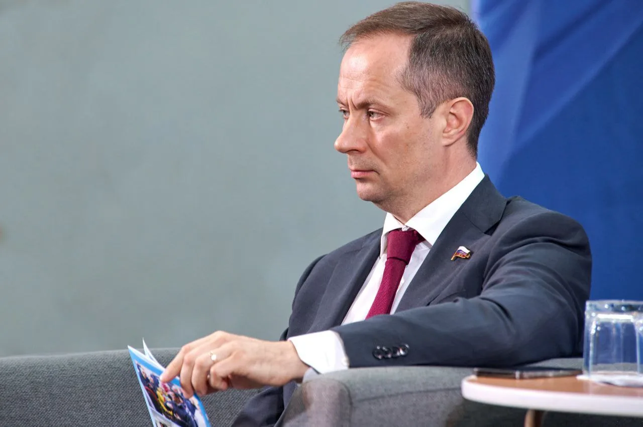 Роман Терюшков рассказал о законах в сфере образования, вступивших в силу с 1 сентября