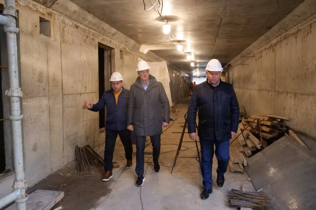 Владимир Волков проверил строительство подземного перехода под проспектом в Люберцах