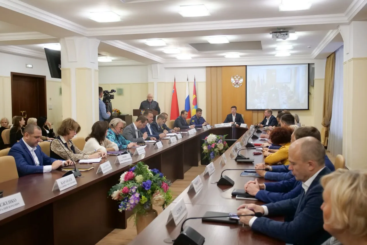 Владимир Волков провел оперативное совещание в Люберцах