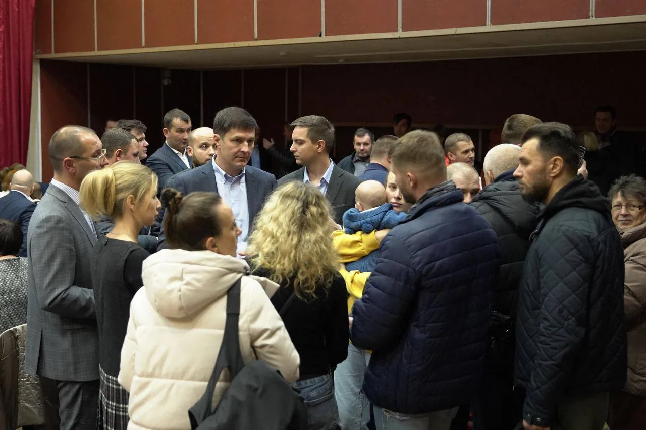 Владимир Волков принял участие во встрече с жителями Люберец в формате выездной администрации