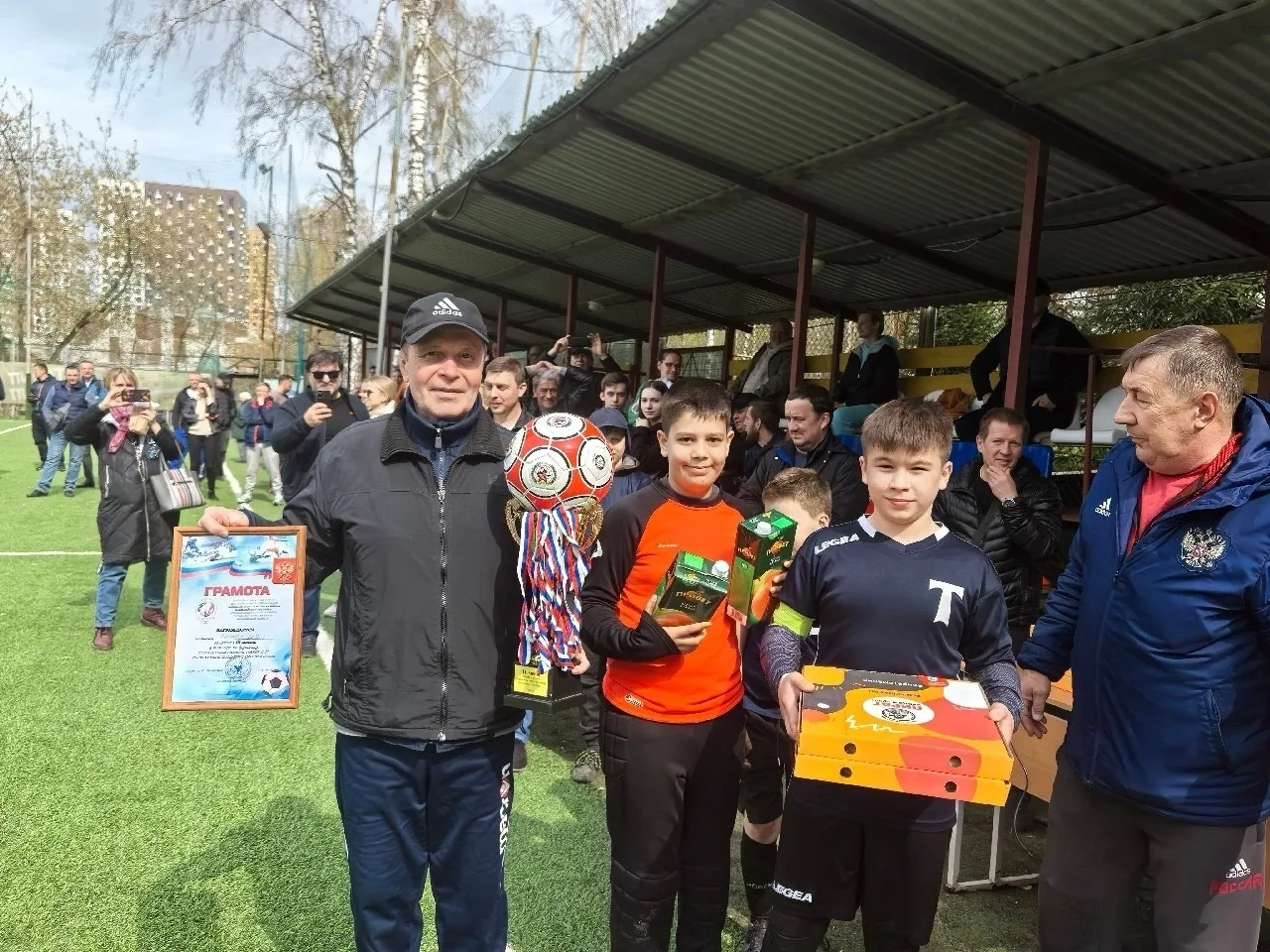 Футбольный турнир памяти тренера Валерия Товкача прошёл в Люберцах