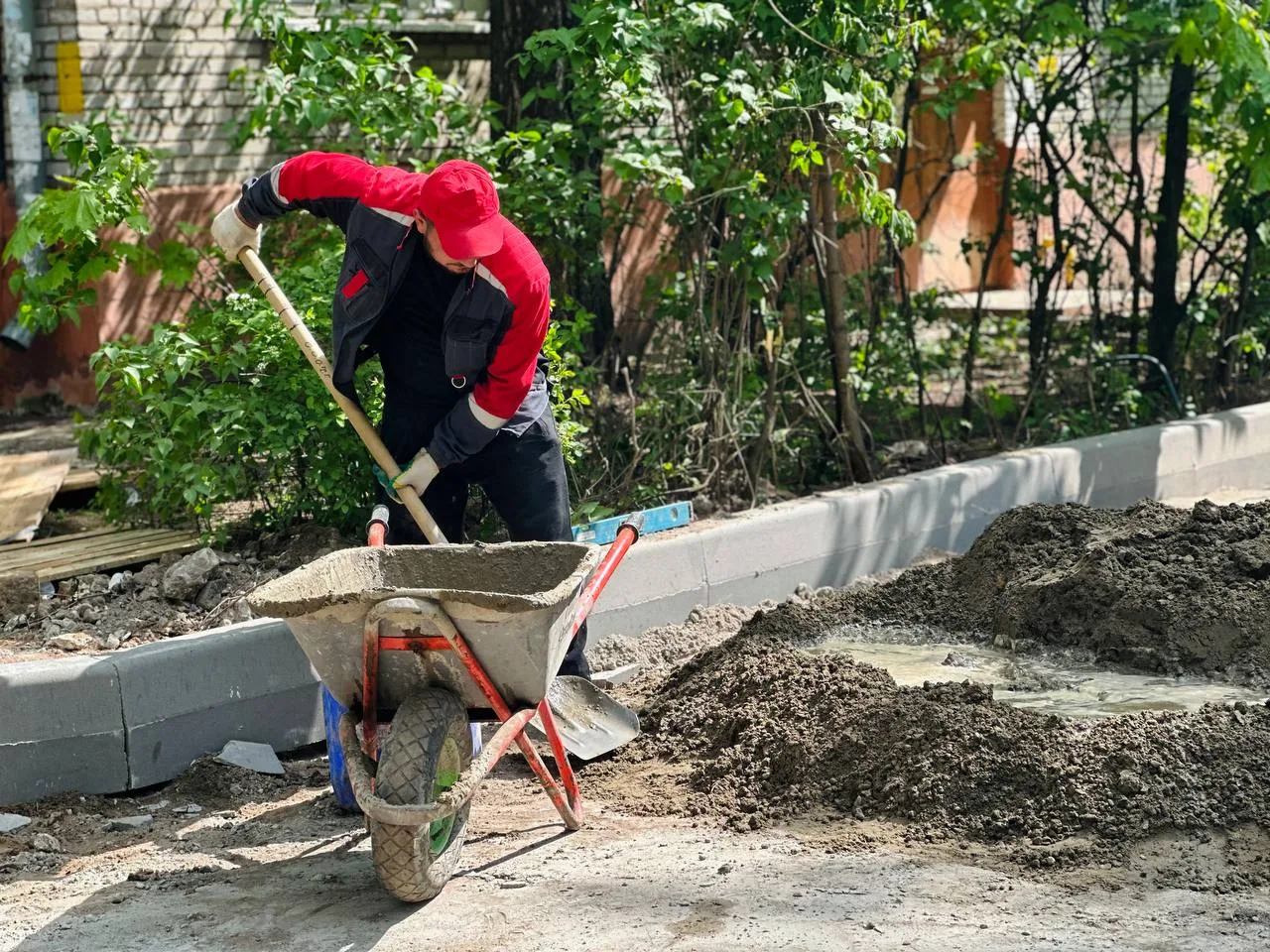 Асфальтовое покрытие заменили в четырёх дворах Люберец с начала сезона