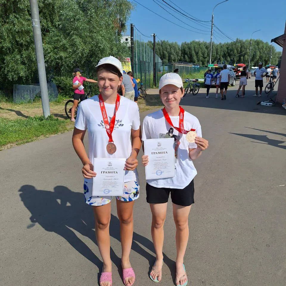 Юные спортсменки Люберец стали призерами областного первенства по гребле на байдарках