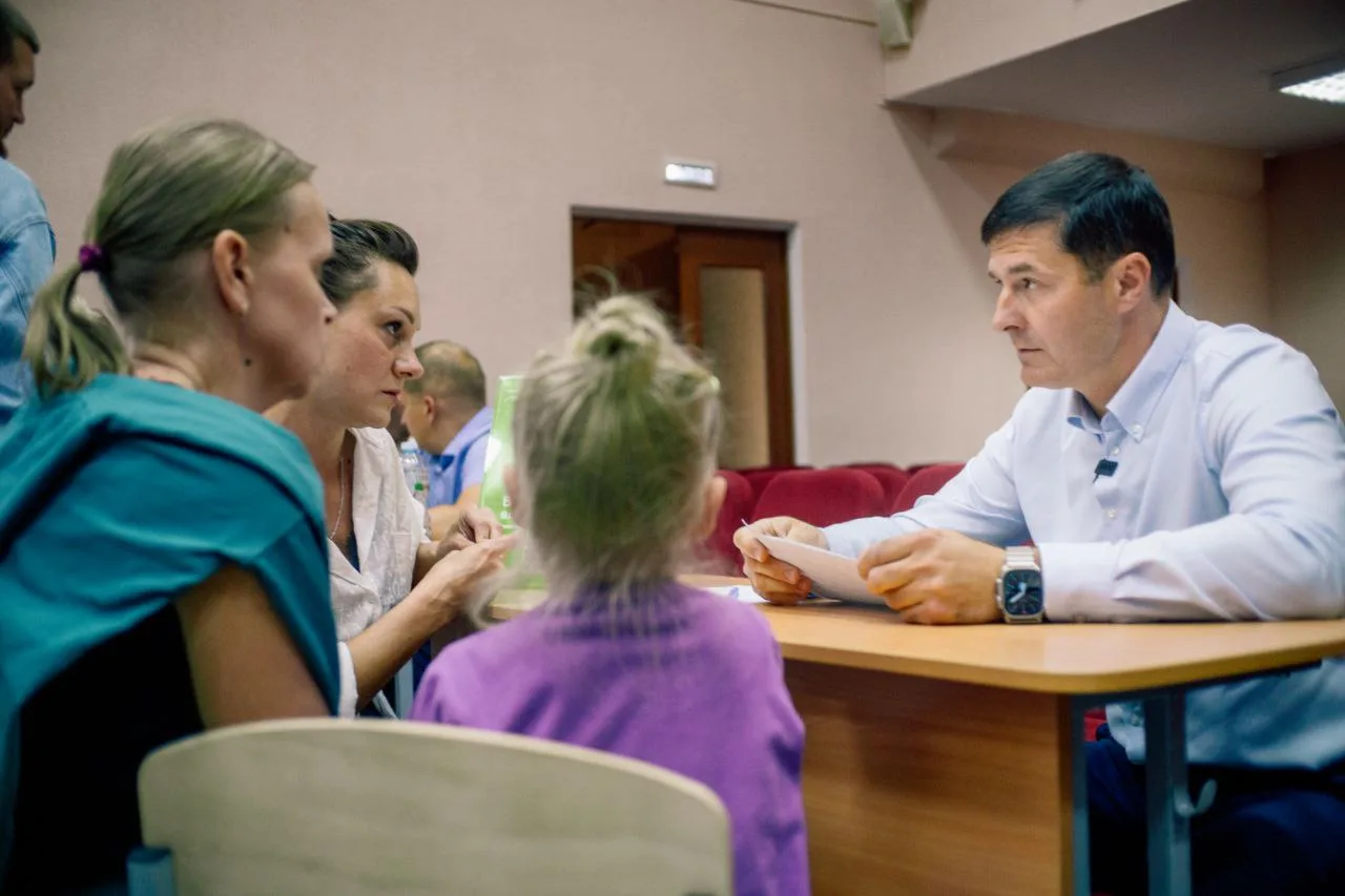 Владимир Волков провел встречу с жителями в формате выездной администрации