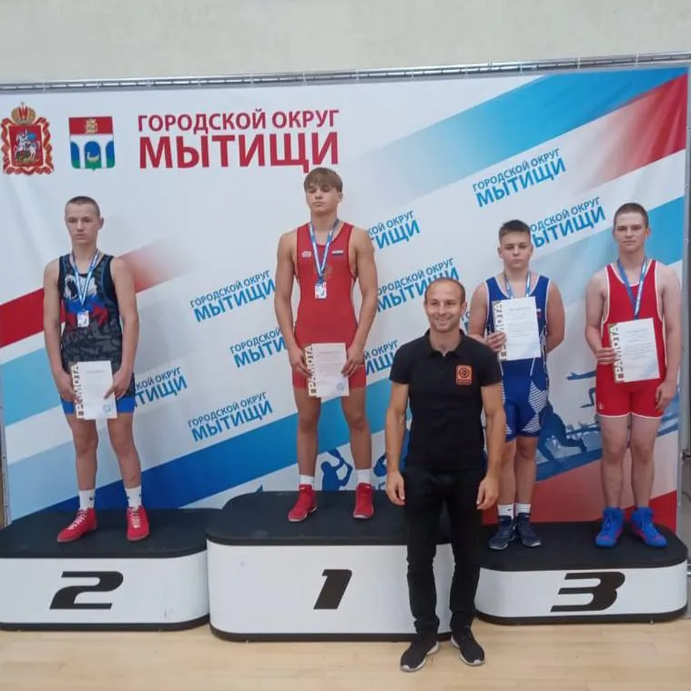 Спортсмен Люберец стал призером памятного турнира по греко-римской борьбе