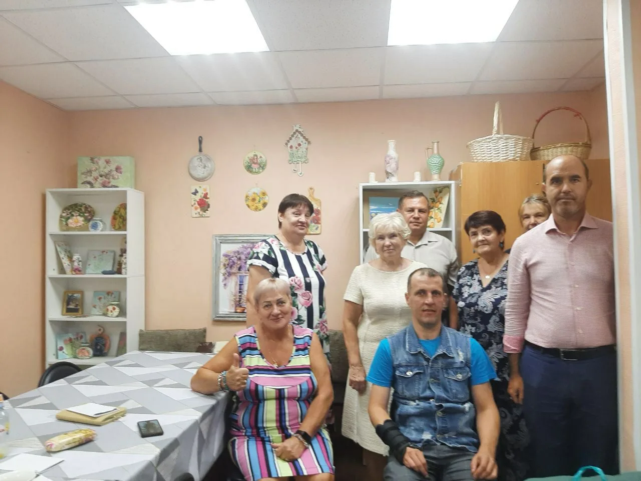 Партийцы обсудили с представителями общества инвалидов Люберец помощь бойцам СВО