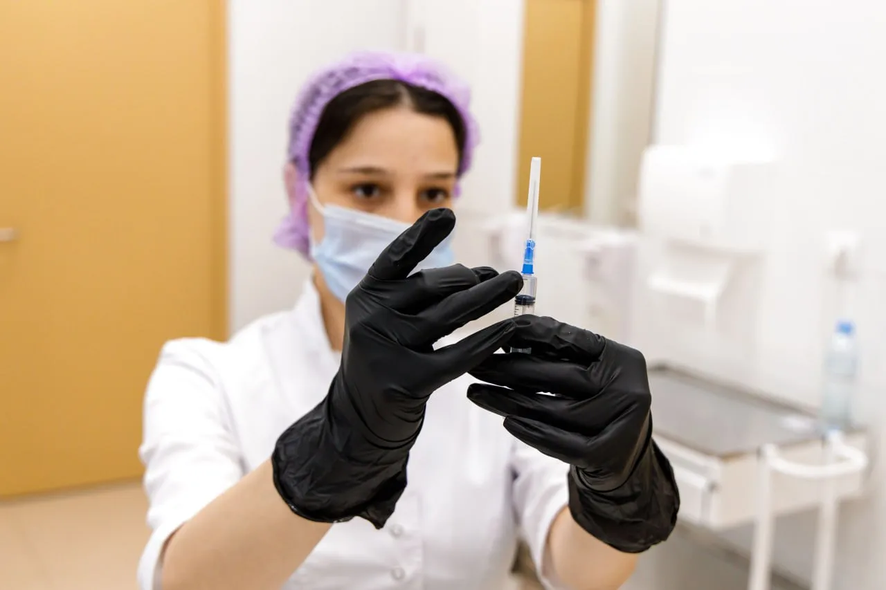 Врачи Люберец рассказали жителям о правилах вакцинации