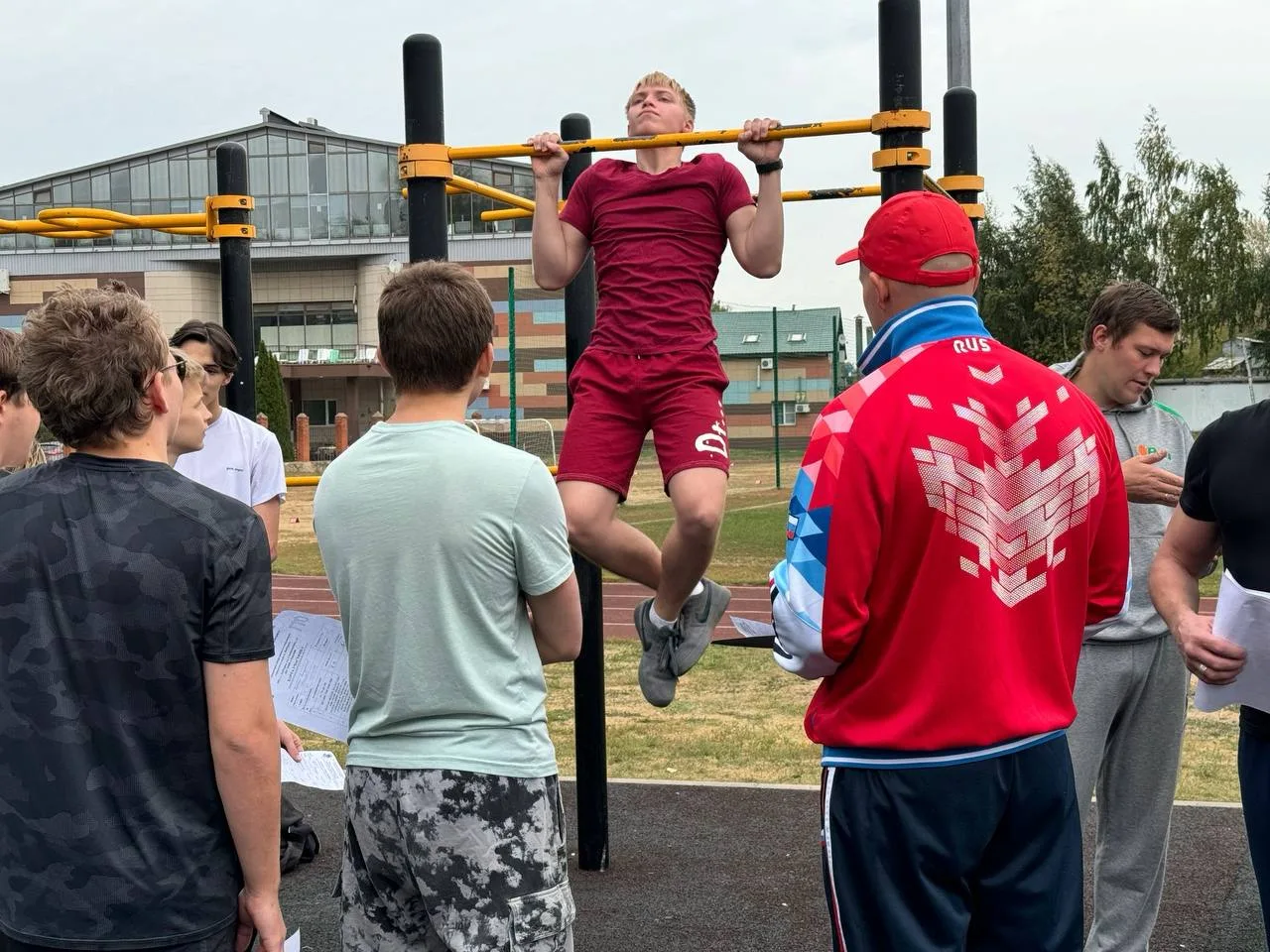 Старшеклассники двух гимназий Люберец выполнили нормы ГТО