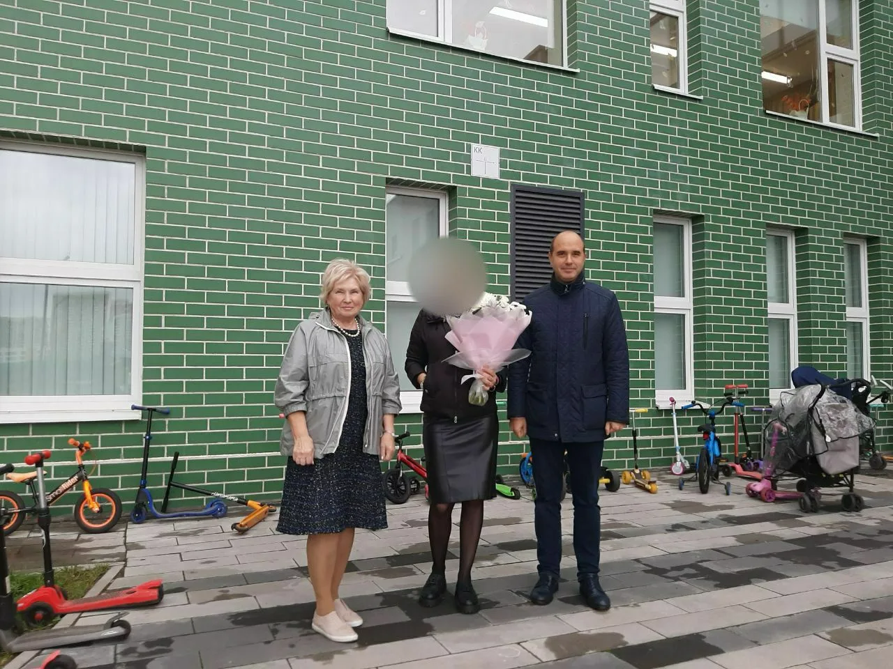 Лидия Антонова поздравила жену участника СВО из Люберец с днем рождения