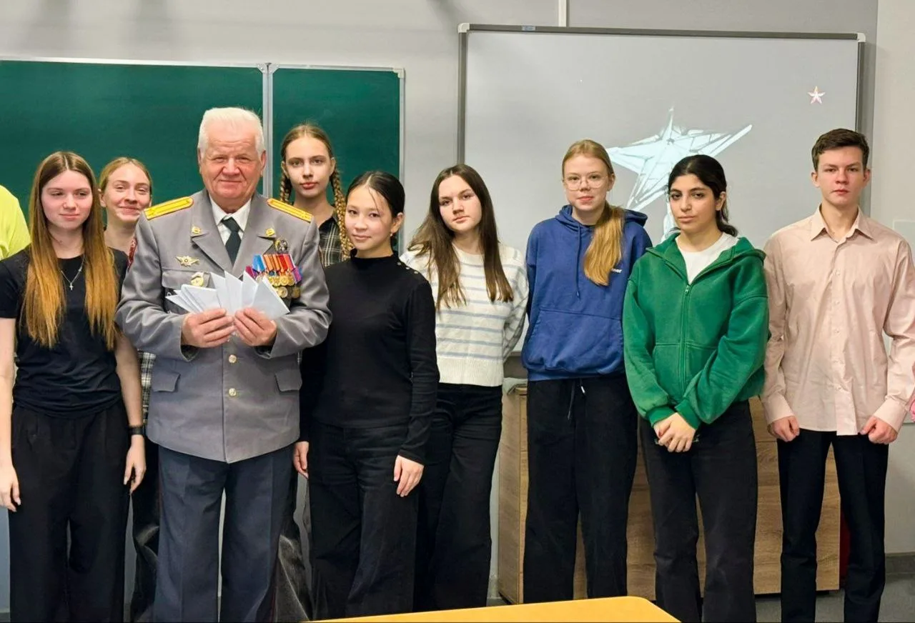 Ветеран войск правопорядка провел патриотический урок для школьников Люберец