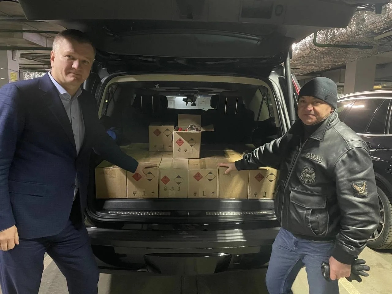 Дмитрий Дениско передал гуманитарную помощь участникам СВО
