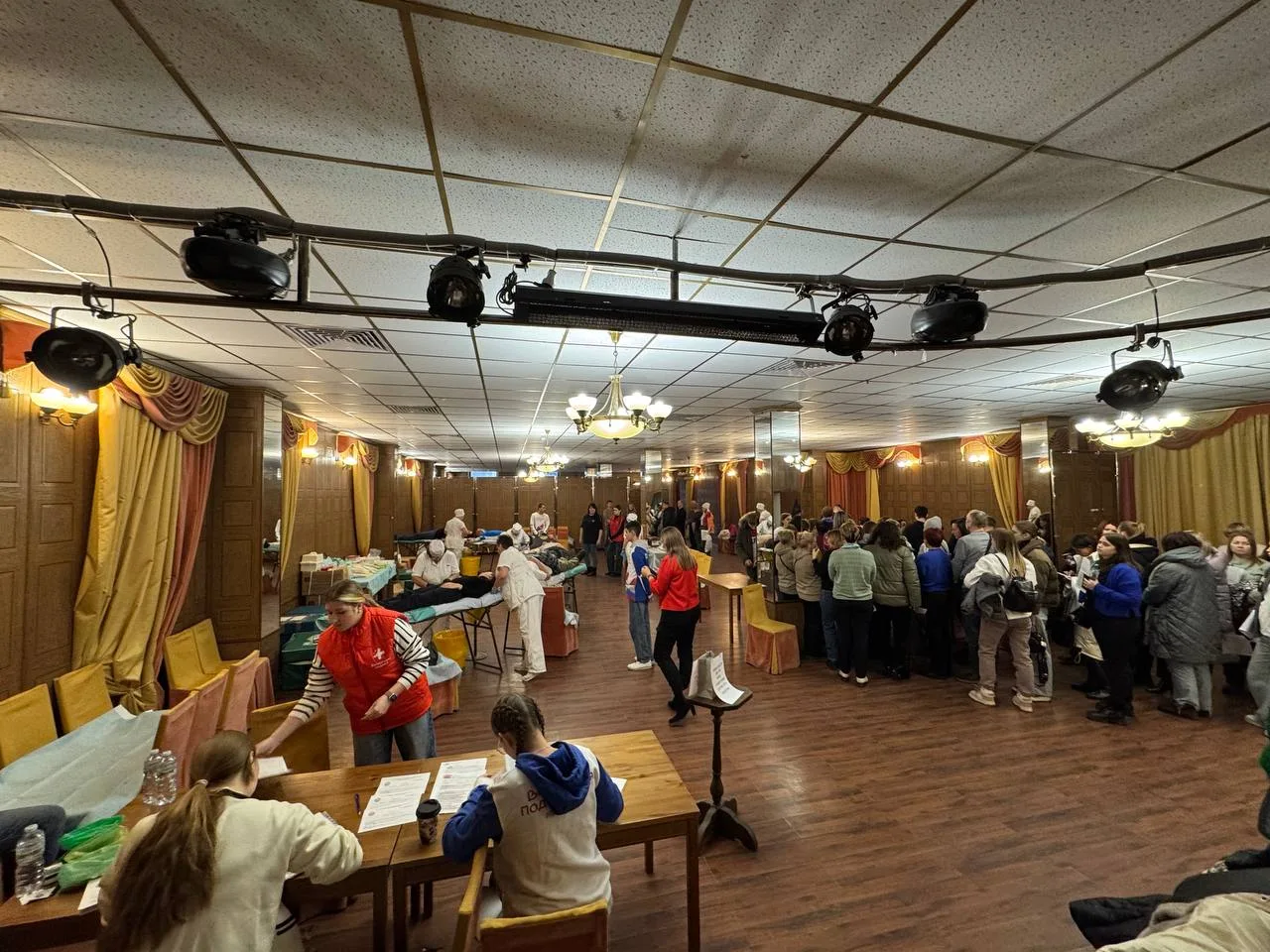 Более 210 человек в Люберцах пришли сдать кровь для участников СВО