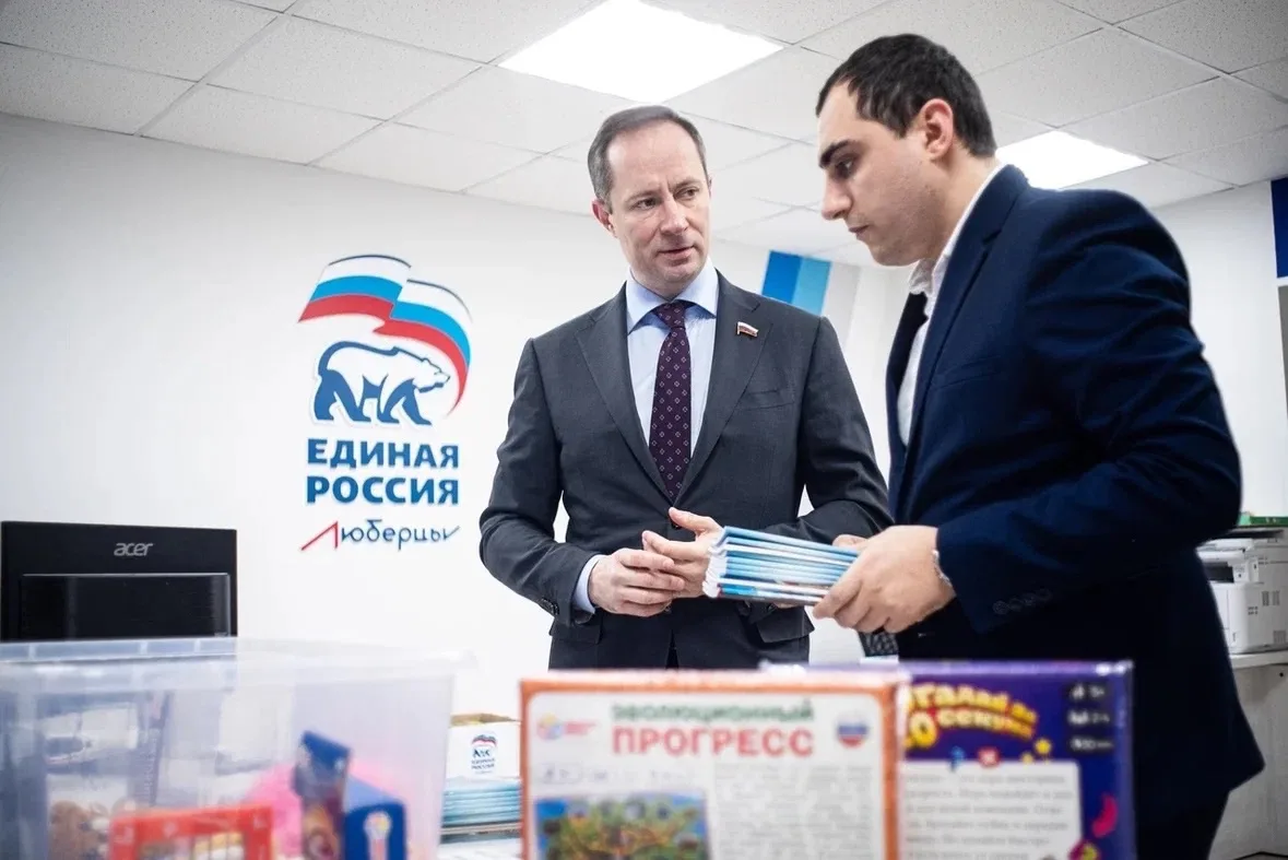 Роман Терюшков: «Единая Россия» передала более полумиллиона подарков детям, находящимся на длительном лечении