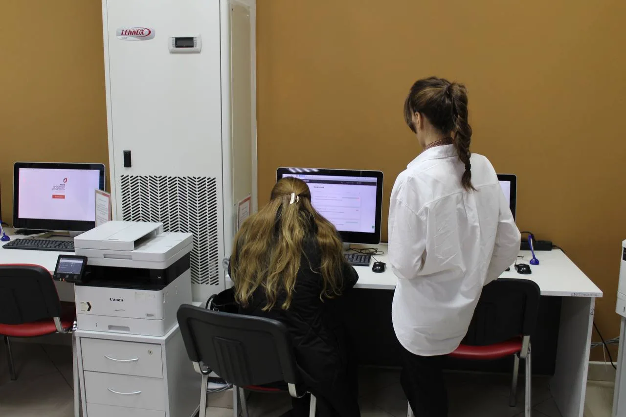 В отделе МФЦ Люберец организовали дополнительные места доступа к порталам Госуслуг