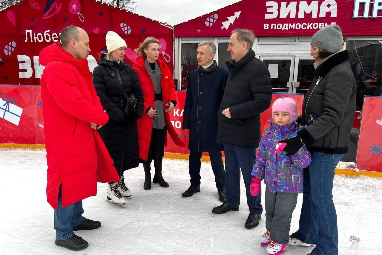 Владимир Ружицкий проверил состояние Центрального катка в Люберцах