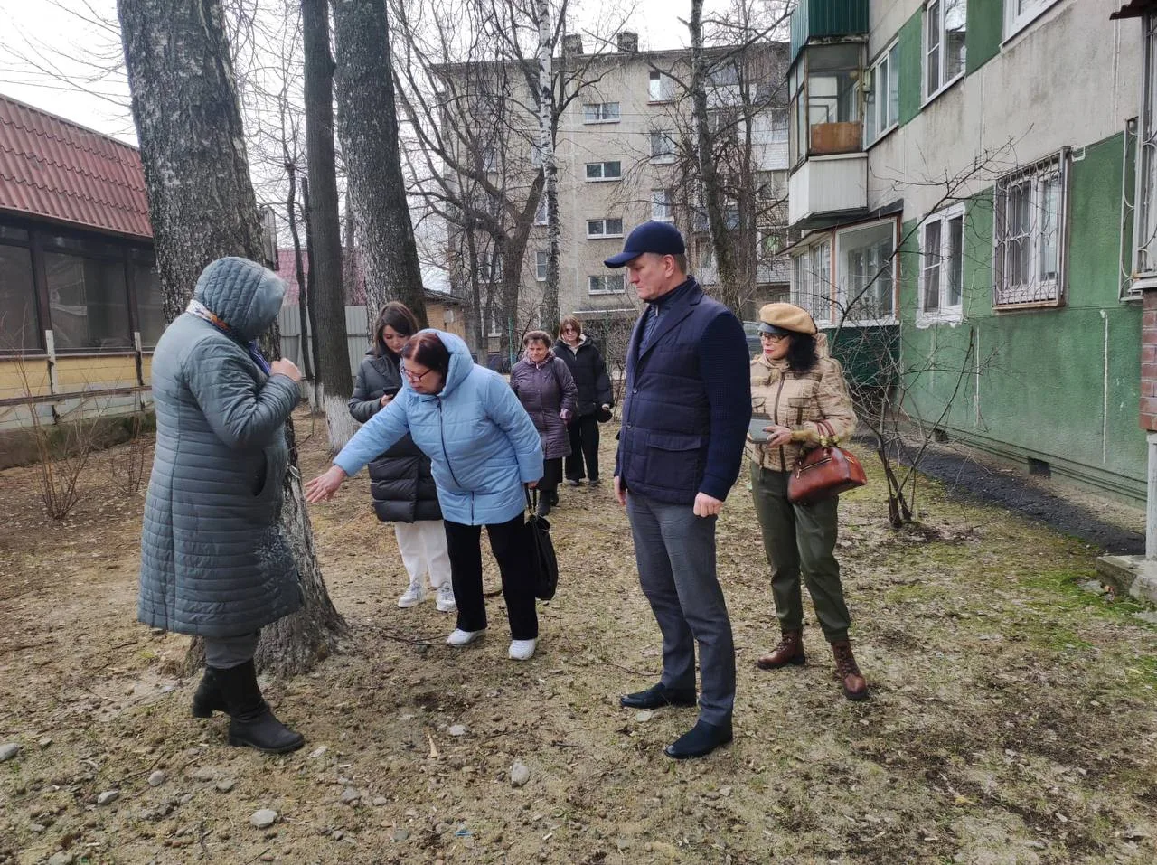 Депутат Мособлдумы Дмитрий Дениско встретился с жителями поселка Красково Люберец