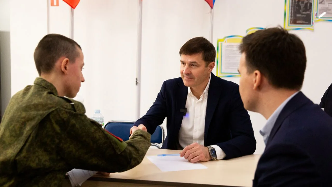 Владимир Волков ответил на вопросы жителей Люберец во время выездной администрации