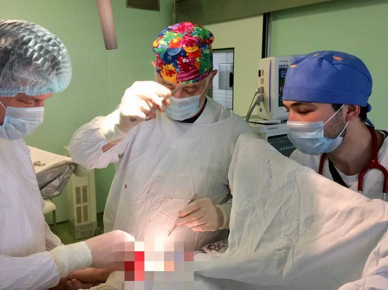 Врачи Люберец шесть лет помогают юной пациентке восстановиться после  ожога