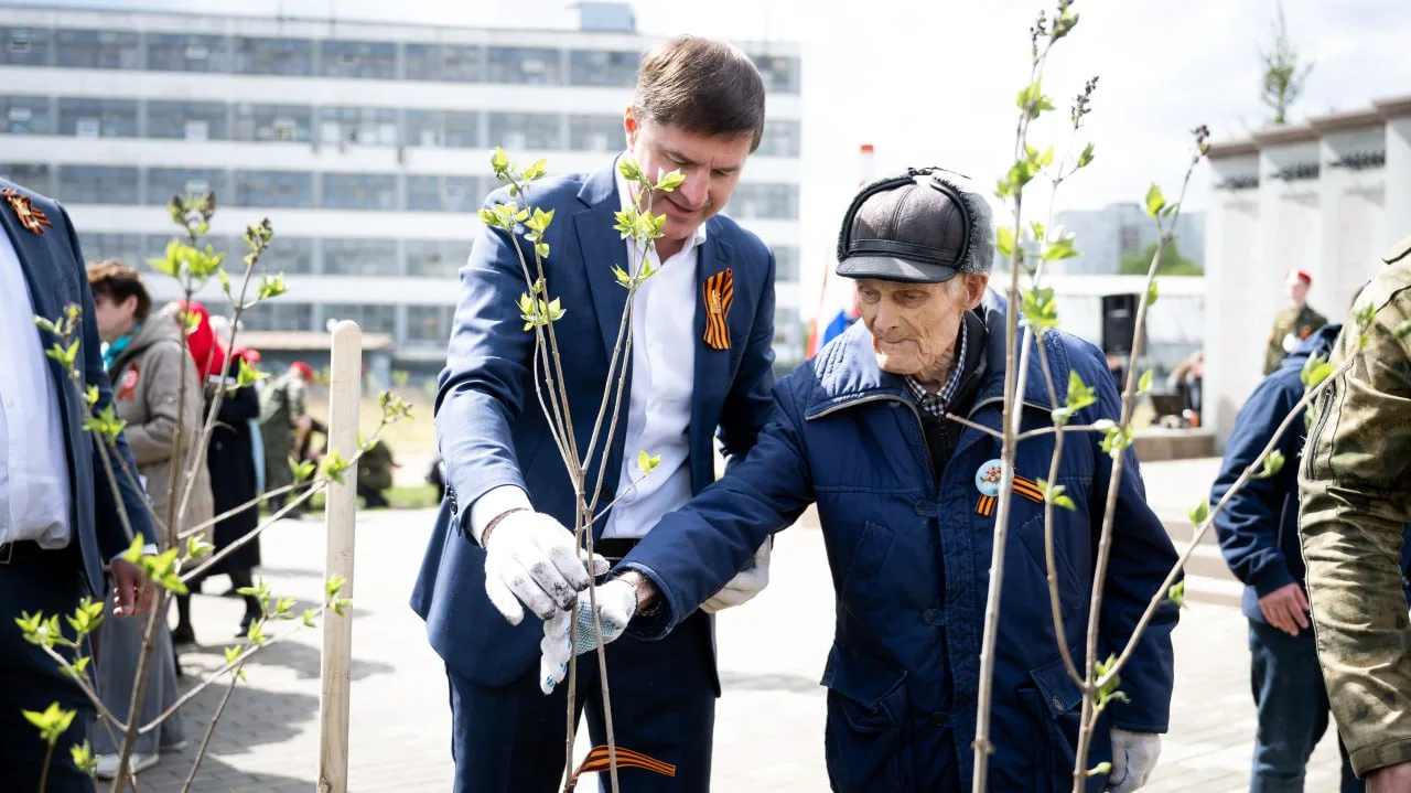 Владимир Волков принял участие в акции «Сад памяти»