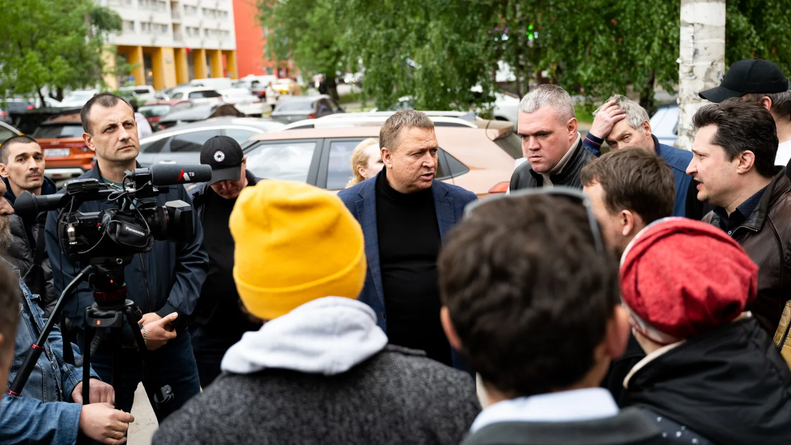 Вопрос организации платной парковки обсудили с жителями Люберец