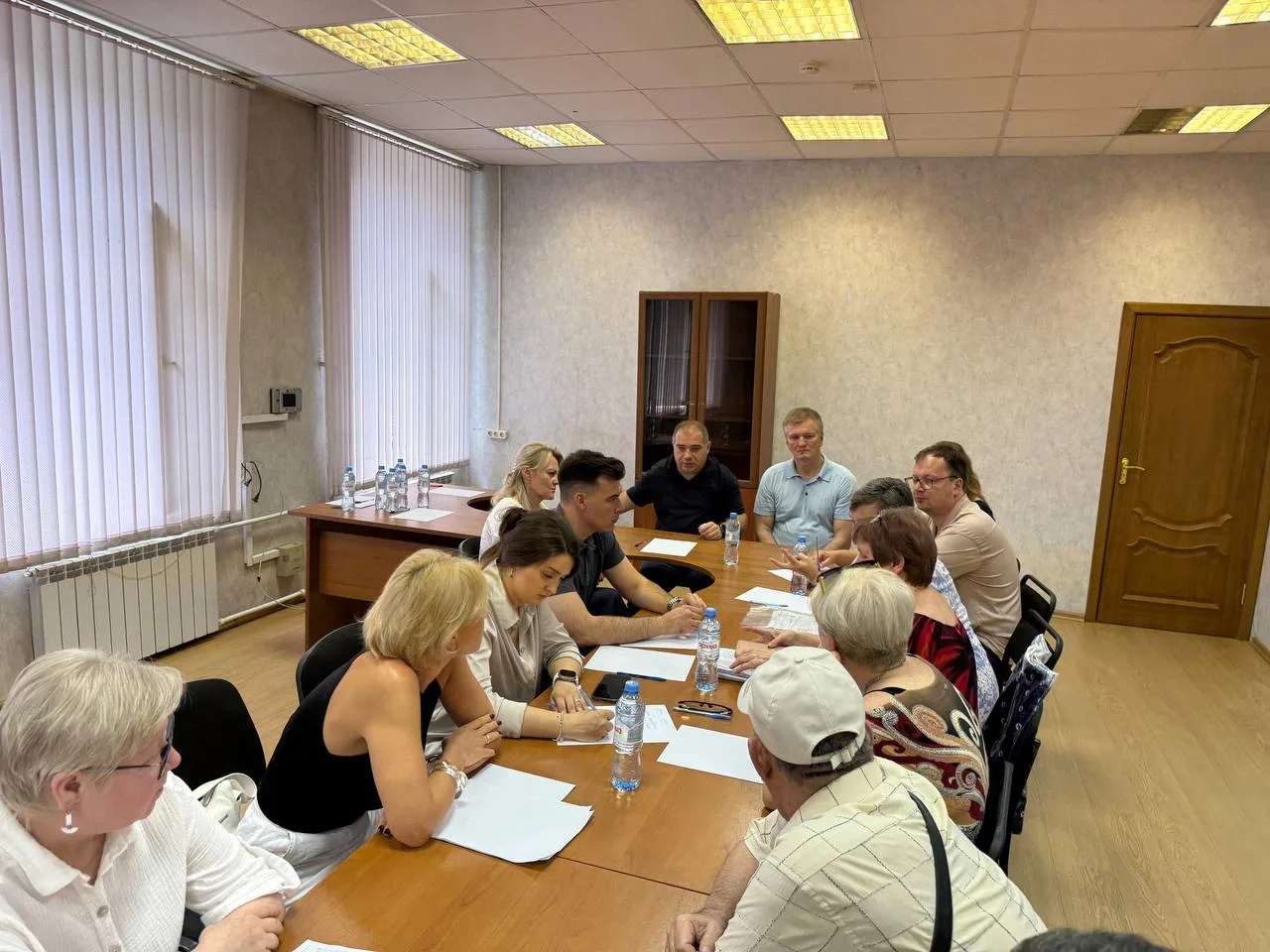 Дмитрий Дениско обсудил с жителями Люберец вопросы оплаты услуг ЖКХ