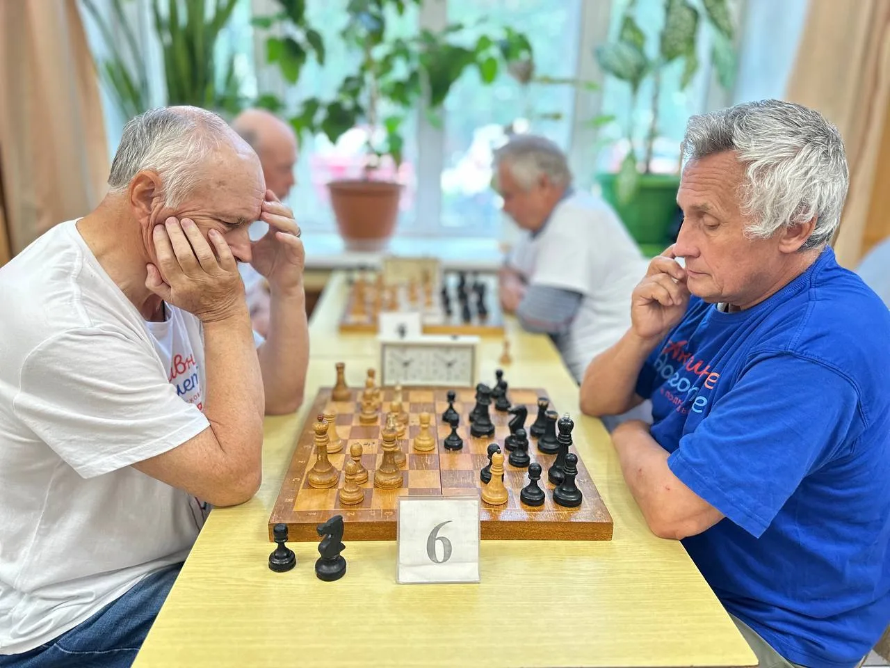 Долголет из Люберец вышел в финал турнира по шахматам