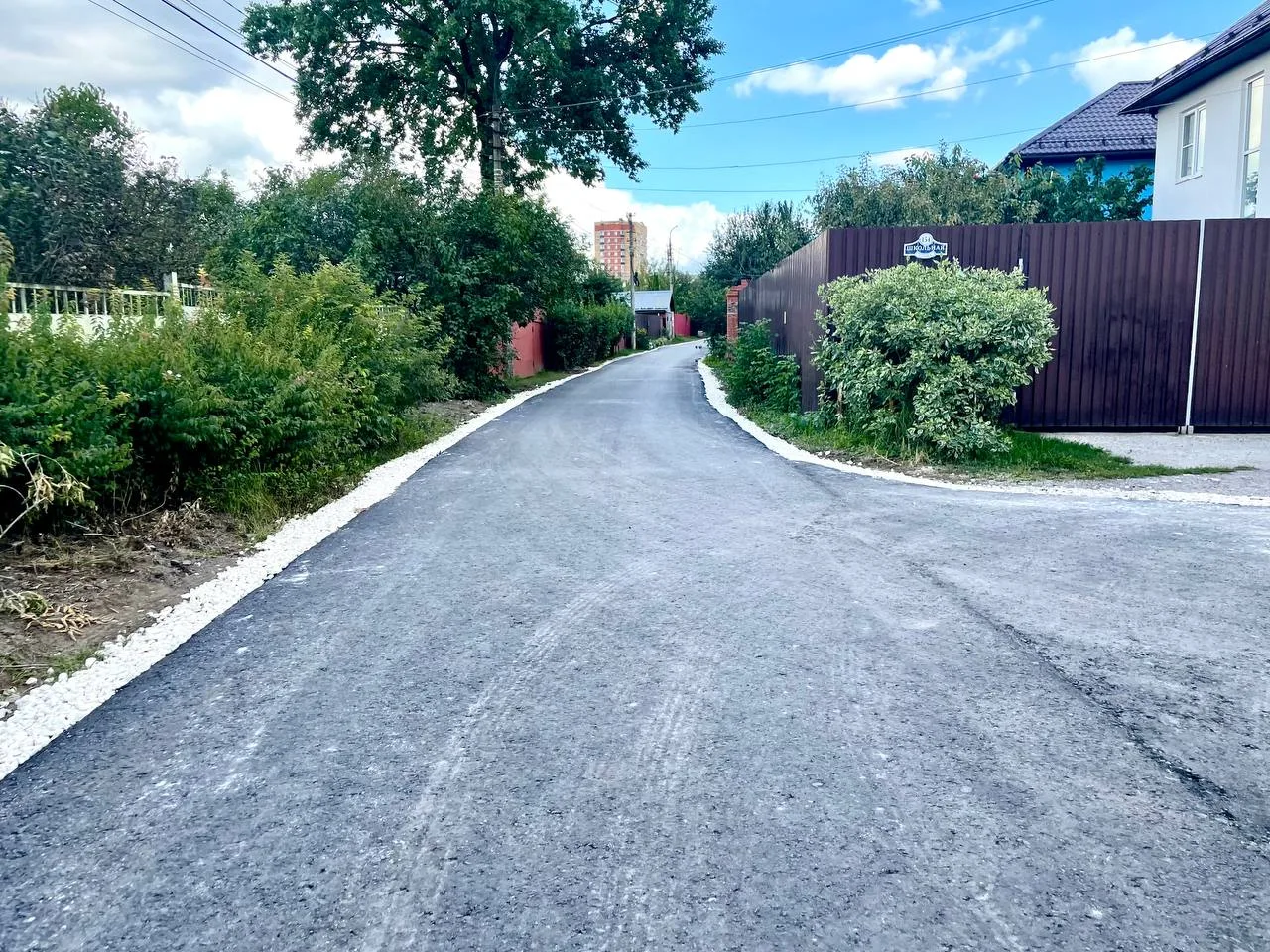 Участок дороги протяжённостью 500 метров обустроили в деревне Михнево Люберец