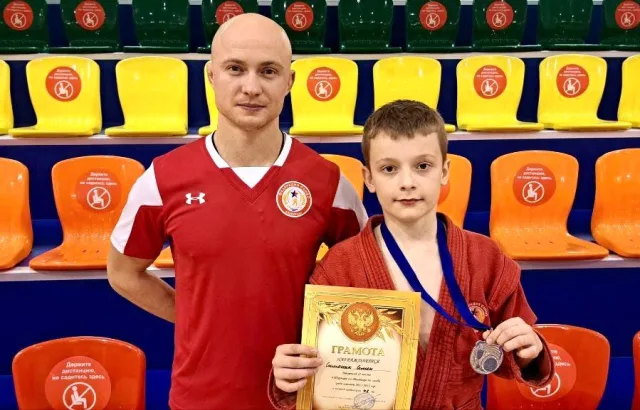 Спортсмен Люберец завоевал серебряную медаль на турнире по самбо