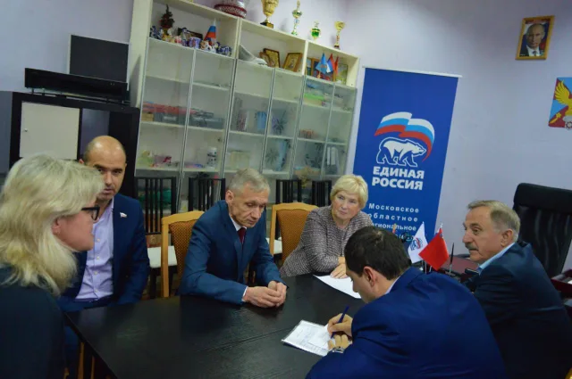 Владимир Ружицкий ответил на вопросы жителей Люберец во время личного приема