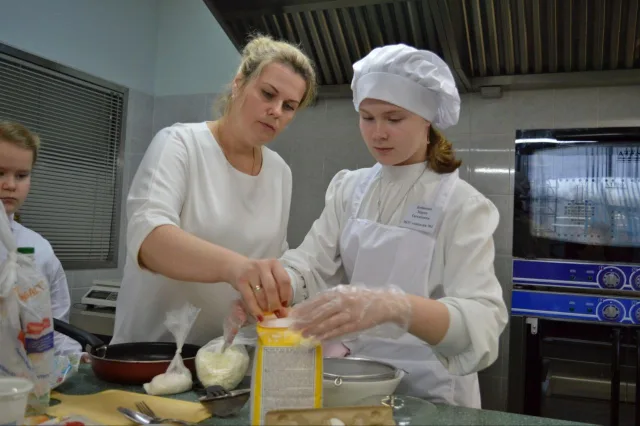 Гимназия №1 Люберец поучаствует в региональном этапе конкурса по приготовлению сырников