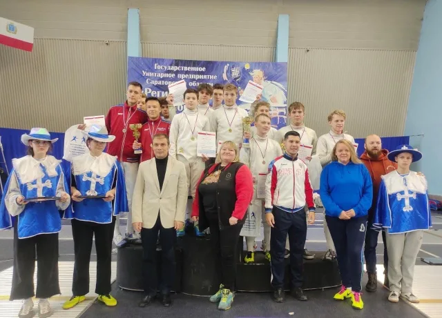 Спортсмены Люберец завоевали награды на всероссийских соревнованиях по фехтованию
