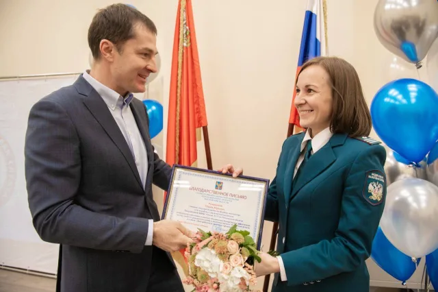 Владимир Волков поздравил налоговиков с профессиональным праздником
