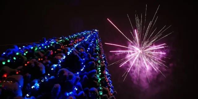 Семь площадок для запуска фейерверков организовали в Люберцах