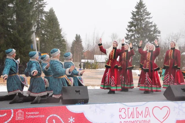 Артисты Люберец поздравят жителей с новогодними праздниками во дворах
