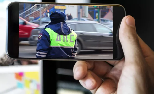 ГАИ Люберец напоминает водителям о возможности видеозаписи общения с инспекторами ДПС